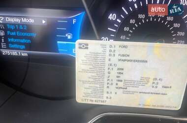 Седан Ford Fusion 2013 в 