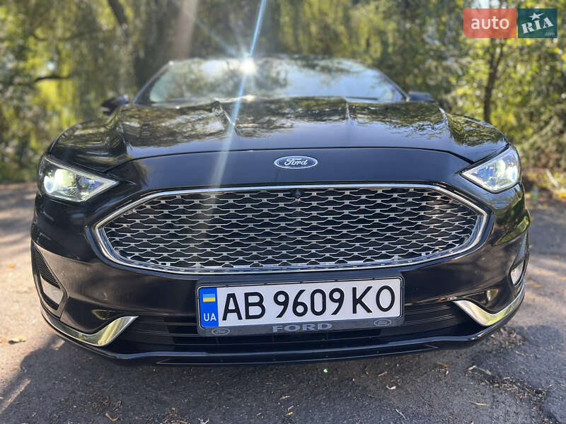 Седан Ford Fusion 2018 в Тульчине