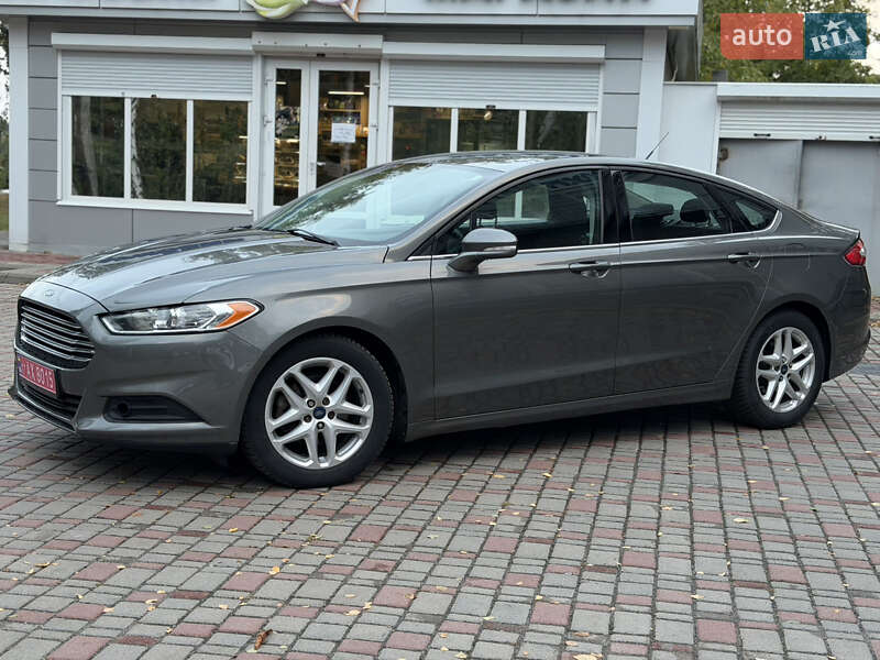 Седан Ford Fusion 2014 в Лубнах