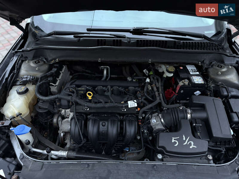 Седан Ford Fusion 2014 в Лубнах