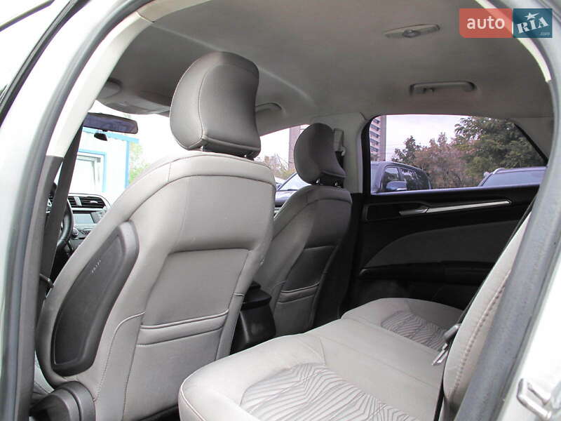 Седан Ford Fusion 2016 в Києві фото 41 Седан Ford Fusion 2016 в Києві