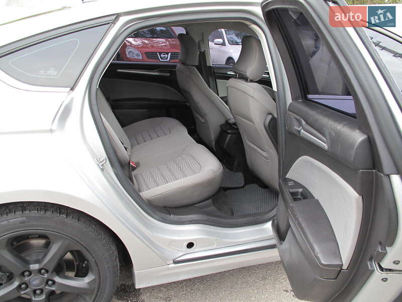 Седан Ford Fusion 2016 в Києві фото 67 Седан Ford Fusion 2016 в Києві