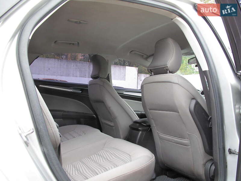 Седан Ford Fusion 2016 в Києві фото 71 Седан Ford Fusion 2016 в Києві