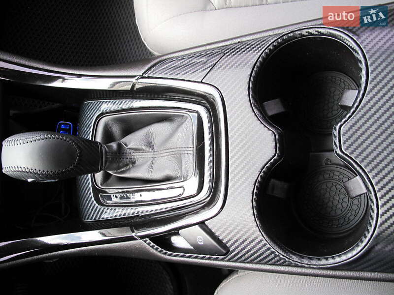 Седан Ford Fusion 2016 в Києві фото 85 Седан Ford Fusion 2016 в Києві