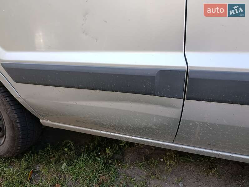 Хетчбек Ford Fusion 2008 в Павлограді