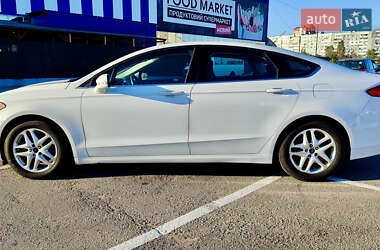 Седан Ford Fusion 2016 в 
