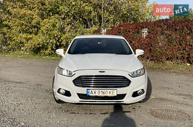 Седан Ford Fusion 2014 в 