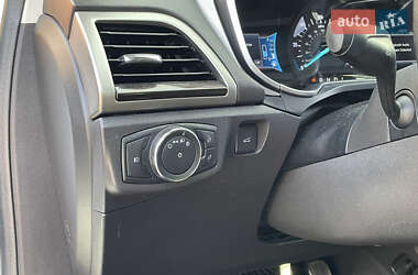 Седан Ford Fusion 2014 в 