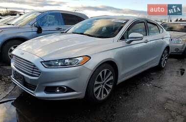 Ford Fusion 2016