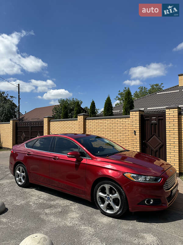 Седан Ford Fusion 2013 в Днепре
