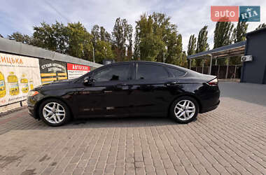Седан Ford Fusion 2014 в 