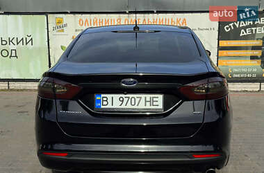 Седан Ford Fusion 2014 в 