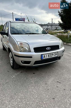 Хетчбек Ford Fusion 2003 в 