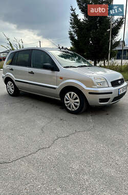 Хетчбек Ford Fusion 2003 в 
