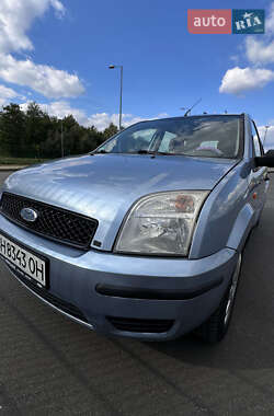 Хэтчбек Ford Fusion 2004 в 