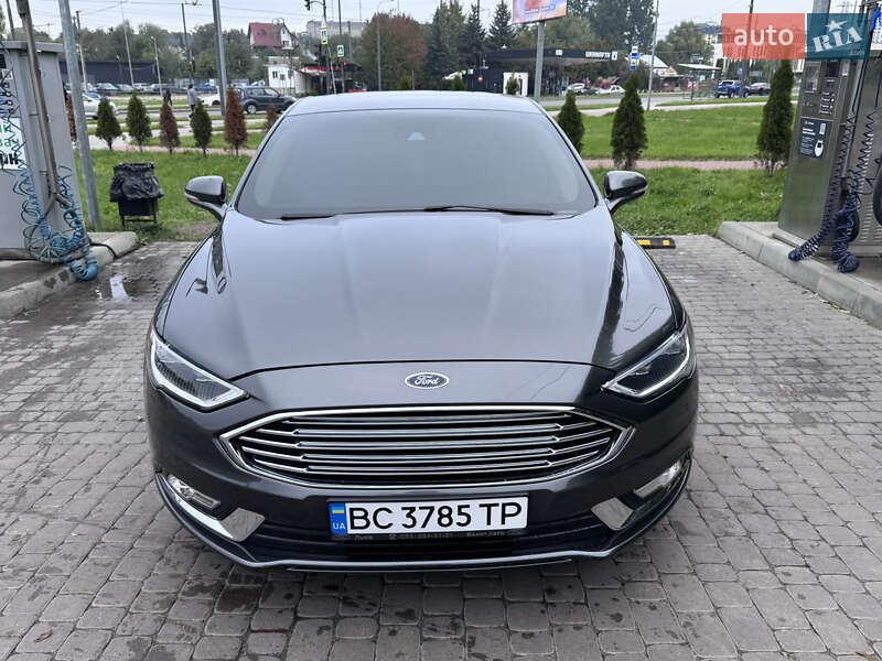 Седан Ford Fusion 2016 в Львове