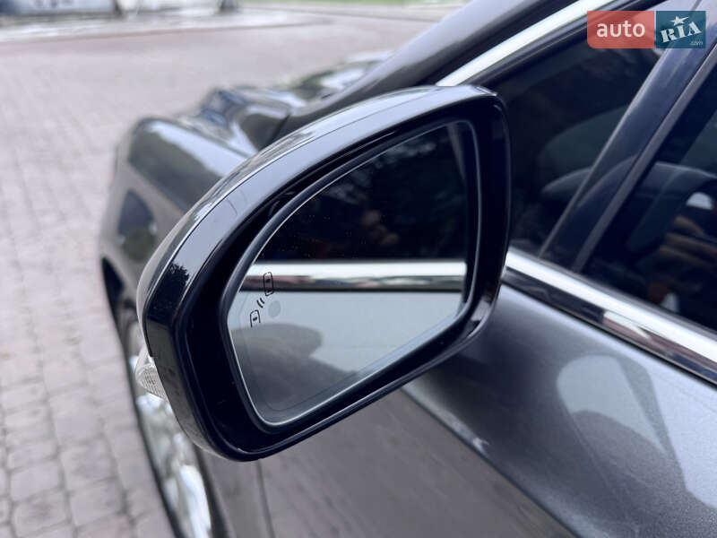 Седан Ford Fusion 2016 в Львове