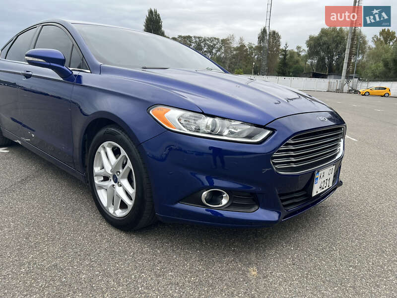 Седан Ford Fusion 2014 в Киеве