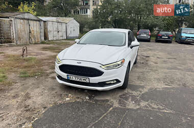 Седан Ford Fusion 2016 в Києві