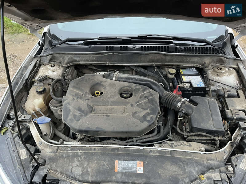 Седан Ford Fusion 2014 в Ивано-Франковске