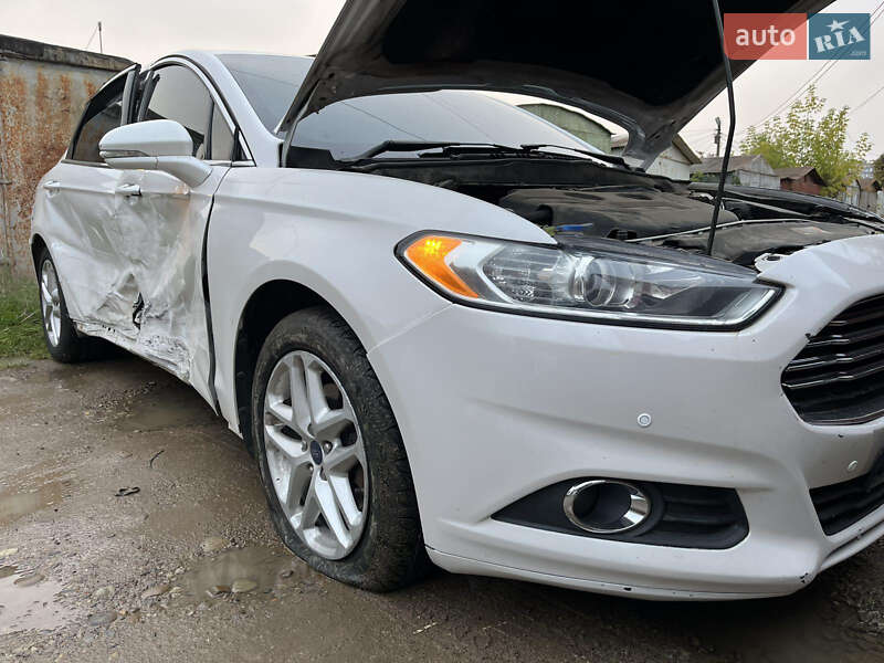 Седан Ford Fusion 2014 в Ивано-Франковске