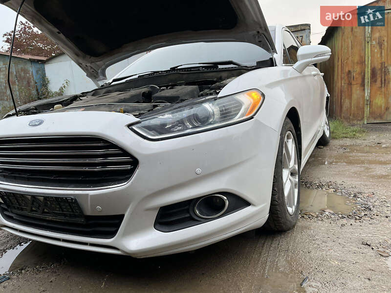 Седан Ford Fusion 2014 в Ивано-Франковске