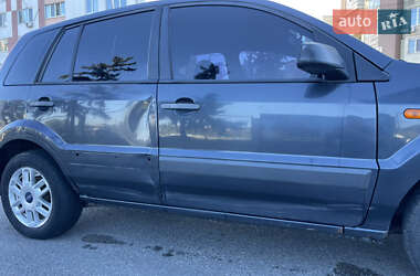 Хэтчбек Ford Fusion 2008 в 