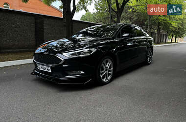 Седан Ford Fusion 2017 в 