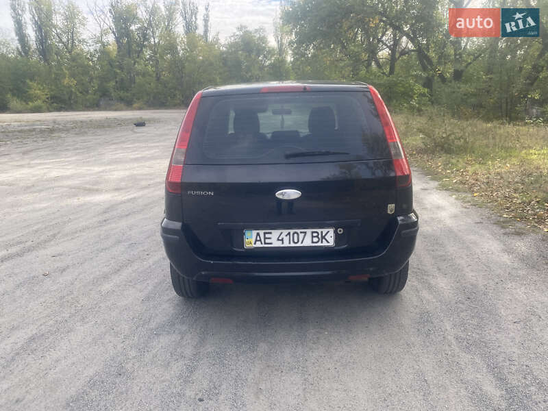 Хэтчбек Ford Fusion 2003 в Днепре
