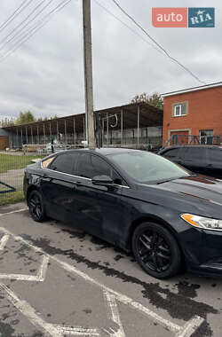 Седан Ford Fusion 2014 в 