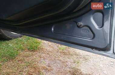 Хэтчбек Ford Fusion 2006 в  фото 14 Хэтчбек Ford Fusion 2006 в