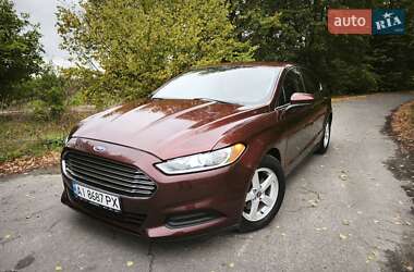 Седан Ford Fusion 2015 в Радомишлі
