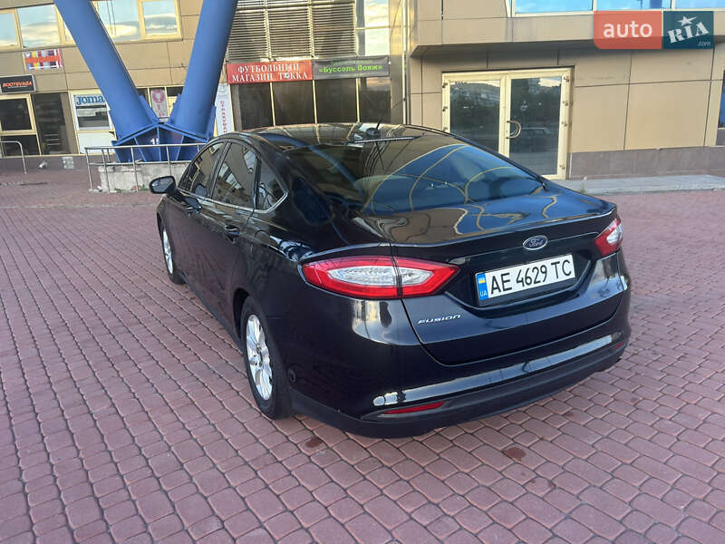 Седан Ford Fusion 2014 в Харкові