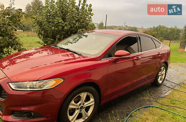 Седан Ford Fusion 2013 в 