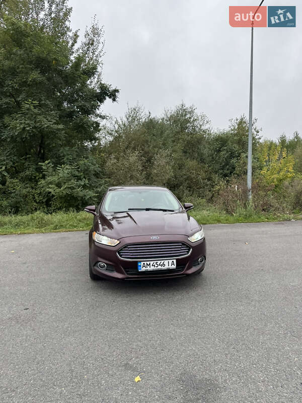 Седан Ford Fusion 2012 в Рівному