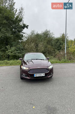 Седан Ford Fusion 2012 в 