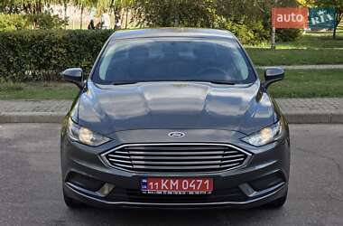 Седан Ford Fusion 2018 в 