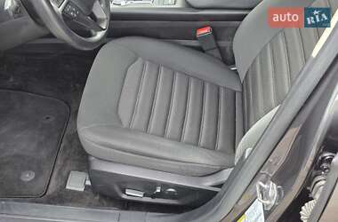 Седан Ford Fusion 2018 в 
