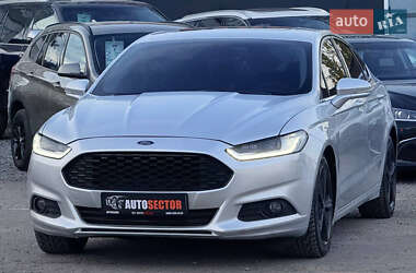 Седан Ford Fusion 2016 в 