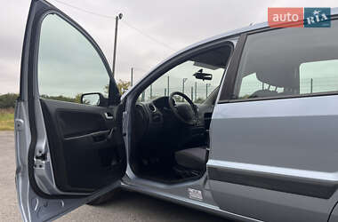 Хэтчбек Ford Fusion 2006 в 