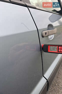 Хэтчбек Ford Fusion 2006 в 
