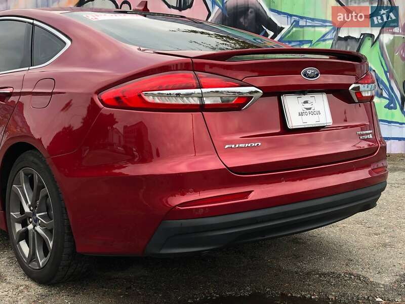 Седан Ford Fusion 2019 в Киеве