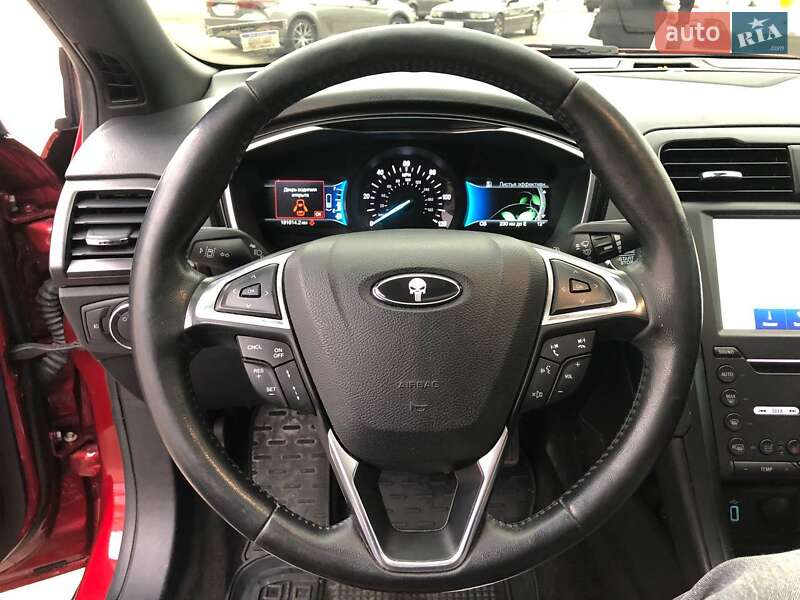 Седан Ford Fusion 2019 в Киеве