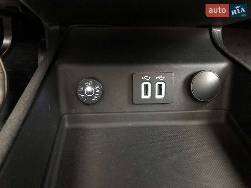 Седан Ford Fusion 2019 в Киеве