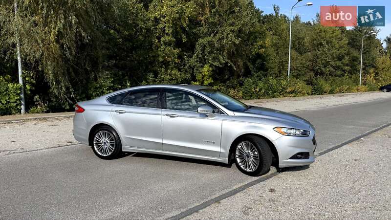 Седан Ford Fusion 2014 в Днепре