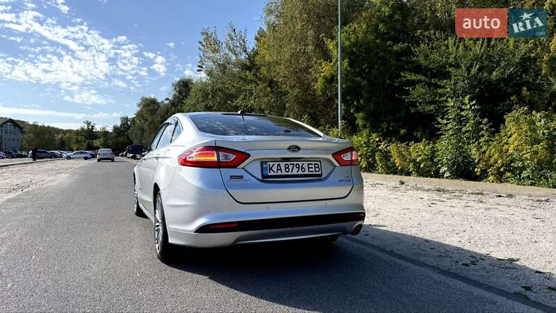 Седан Ford Fusion 2014 в Днепре