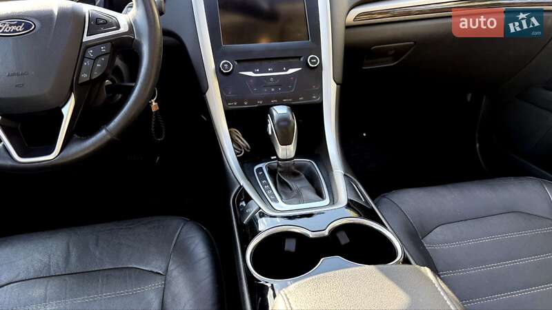 Седан Ford Fusion 2014 в Днепре