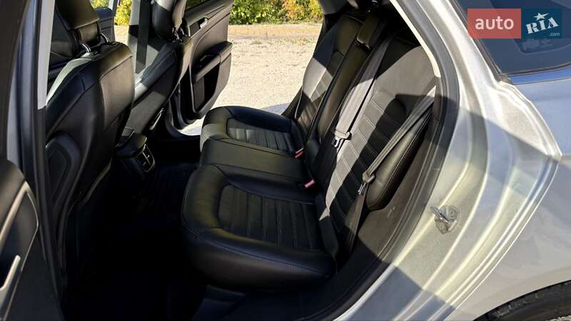 Седан Ford Fusion 2014 в Днепре