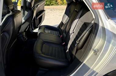 Седан Ford Fusion 2014 в 