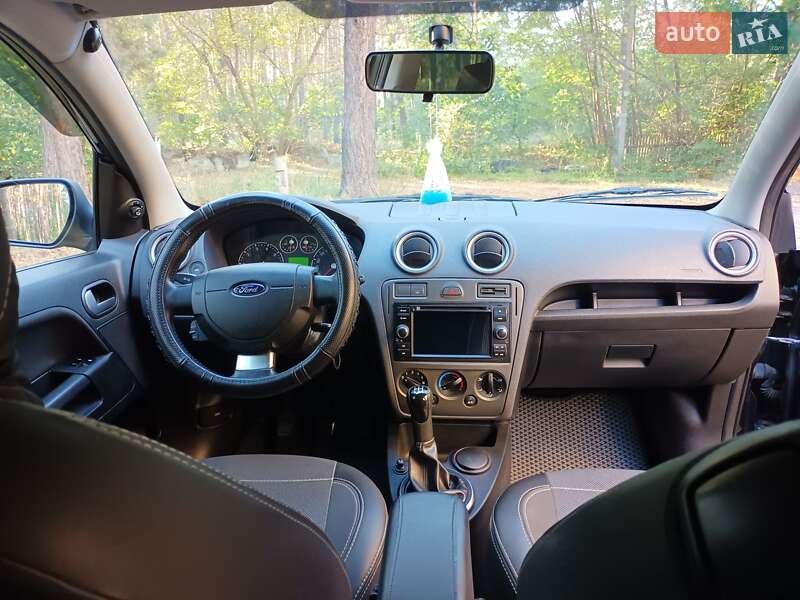 Хетчбек Ford Fusion 2010 в Ірпені